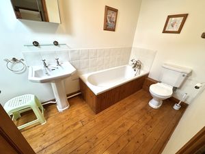 Photo 1- click for photo gallery